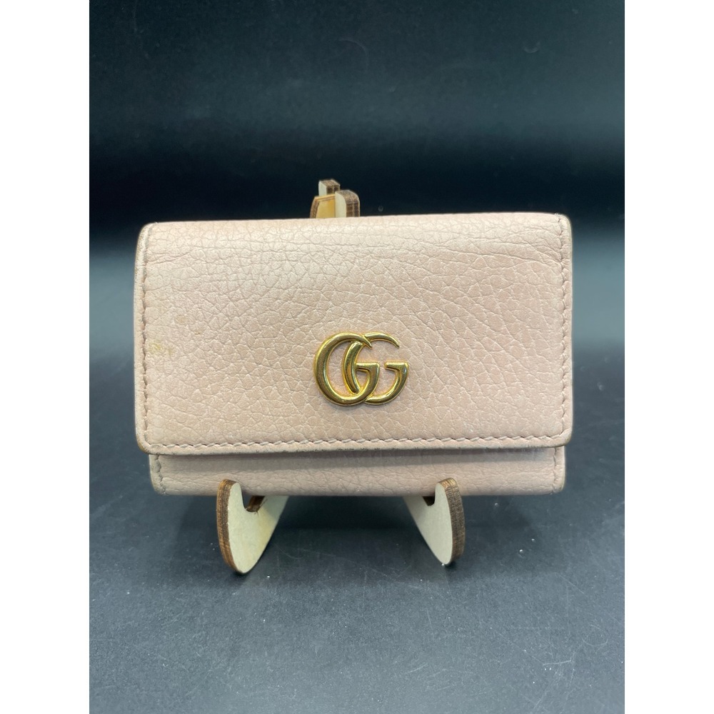 Gucci GG Marmont 6 Hook Key Case Dusty Pink Pebbled Leather Gold Hardware